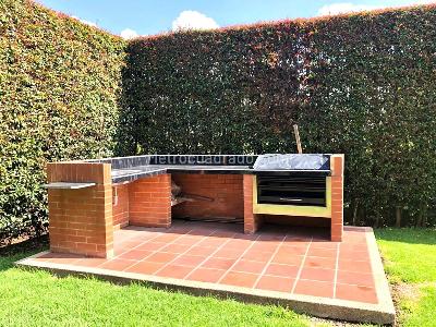 Casa de 4 alcobas en venta en Cajica, Cajicá, 256 m² · foto 2 de 18