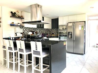 Casa de 4 alcobas en venta en Cajica, Cajicá, 256 m² · foto 8 de 18