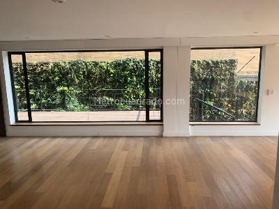 Apartamento de 4 alcobas en venta en Chico Norte, Bogotá, 402 m² · foto 3 de 20