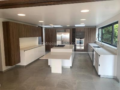 Apartamento de 4 alcobas en venta en Chico Norte, Bogotá, 402 m² · foto 8 de 20