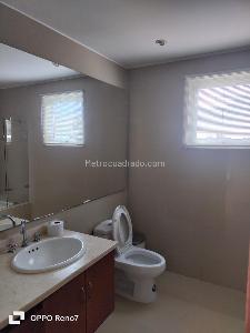 Casa de 4 alcobas en venta en Via Quisquella, Villavicencio, 387 m² · foto 8 de 20