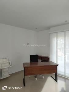 Casa de 4 alcobas en venta en Via Quisquella, Villavicencio, 387 m² · foto 12 de 20