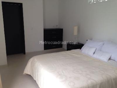 Casa de 5 alcobas en venta en Lagos Del Peñon, Girardot, 500 m² · foto 9 de 20