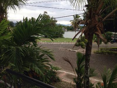 Casa de 5 alcobas en venta en Lagos Del Peñon, Girardot, 500 m² · foto 17 de 20