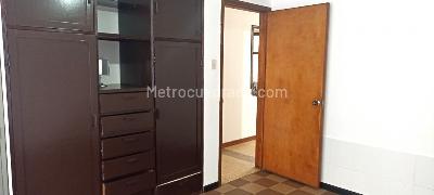 Casa de 5 alcobas en venta en Marsella, Bogotá, 270 m² · foto 3 de 20