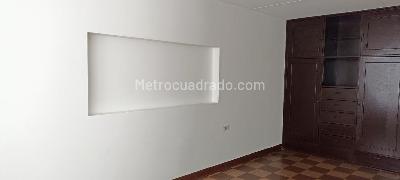 Casa de 5 alcobas en venta en Marsella, Bogotá, 270 m² · foto 11 de 20