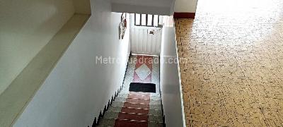 Casa de 5 alcobas en venta en Marsella, Bogotá, 270 m² · foto 13 de 20