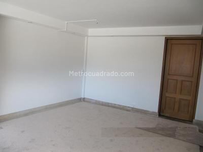 Apartamento en venta en Los Rosales, Bogotá · foto 4 de 18