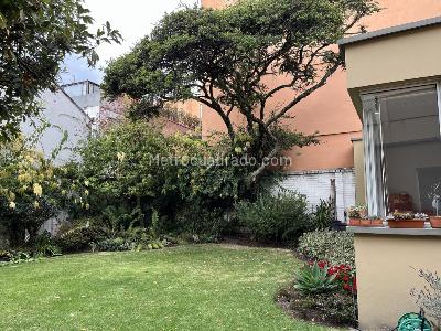 Casa de 4 alcobas en arriendo en Santa Ana Oriental, Bogotá, 430 m² · foto 3 de 20
