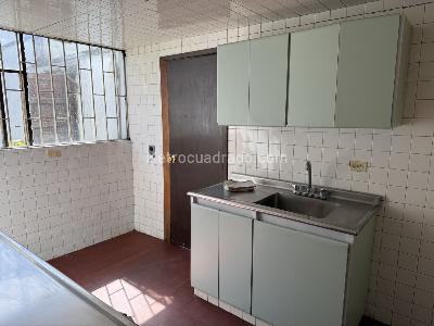 Casa de 3 alcobas en venta en Pasadena, Bogotá, 243 m² · foto 6 de 20