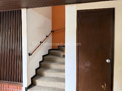 Casa de 3 alcobas en venta en Pasadena, Bogotá, 243 m² · foto 10 de 20