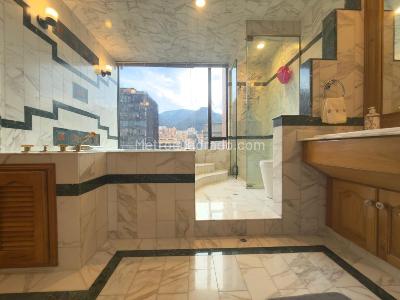 Apartamento de 4 alcobas en arriendo en El Nogal, Bogotá, 408 m² · foto 20 de 20