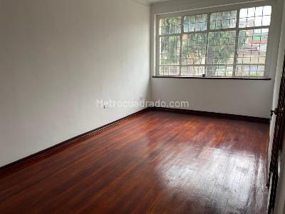 Casa de 5 alcobas en venta en San Luis, Bogotá, 320 m² · foto 7 de 20