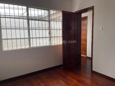 Casa de 5 alcobas en venta en San Luis, Bogotá, 320 m² · foto 15 de 20