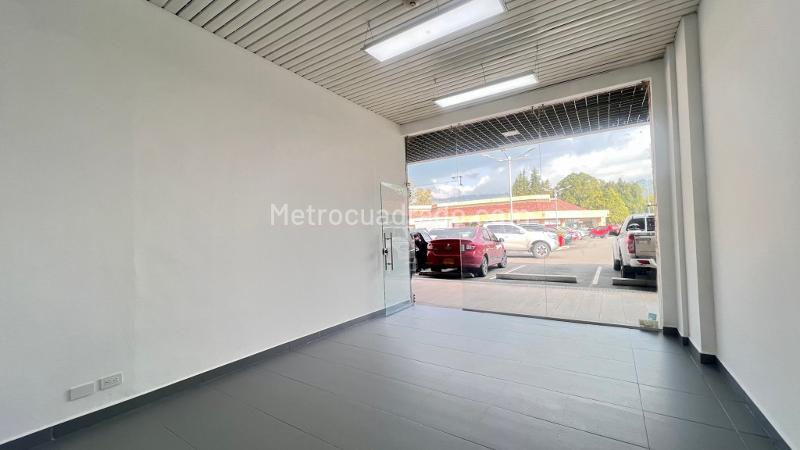 Local Comercial en Arriendo, Avenida Pradilla, Chía - Vista 2