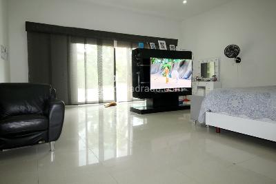 Casa de 4 alcobas en venta en Hacienda La Primavera, Villavicencio, 1003 m² · foto 18 de 19
