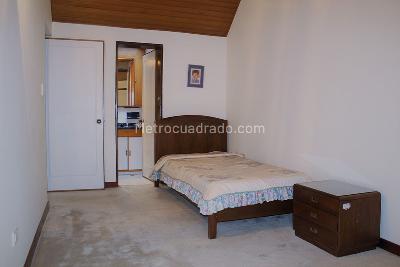 Casa en venta en Santa Barbara Central, Bogotá · foto 10 de 16