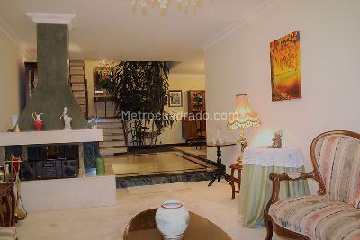 Casa en venta en Santa Barbara Central, Bogotá · foto 4 de 16