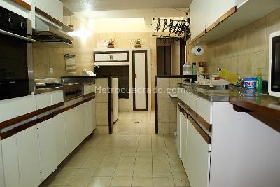 Casa en venta en Santa Barbara Central, Bogotá · foto 6 de 16