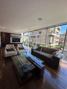 Apartamento de 3 alcobas en arriendo en Chico Reservado, Bogotá, 303 m² · foto 2 de 20
