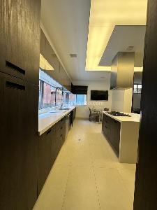 Apartamento de 3 alcobas en arriendo en Chico Reservado, Bogotá, 303 m² · foto 19 de 20