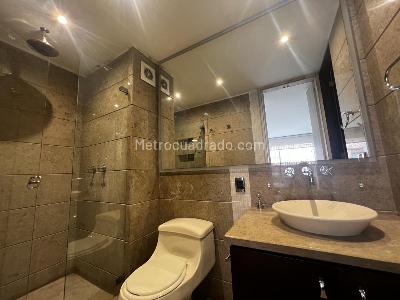 Apartamento de 2 alcobas en arriendo en Los Rosales, Bogotá, 114 m² · foto 18 de 18