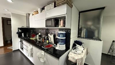 Apartamento de 2 alcobas en venta en Bella Suiza, Bogotá, 92 m² · foto 5 de 13