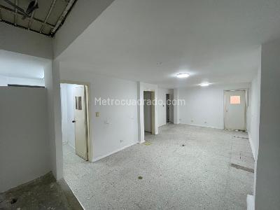 Casa de 5 alcobas en venta en San Vicente, Cali, 221 m² · foto 9 de 20