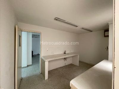 Casa de 5 alcobas en venta en San Vicente, Cali, 221 m² · foto 16 de 20