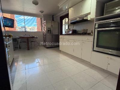 Apartamento de 3 alcobas en venta en La Calleja, Bogotá, 230 m² · foto 6 de 20