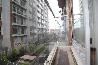 Apartaestudio en venta en Cedritos, Bogotá, 47 m² · foto 2 de 18
