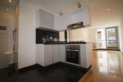 Apartaestudio en venta en Cedritos, Bogotá, 47 m² · foto 4 de 18