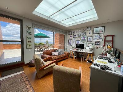 Apartamento de 4 alcobas en venta en Cerros De Los Alpes, Bogotá, 427 m² · foto 16 de 20