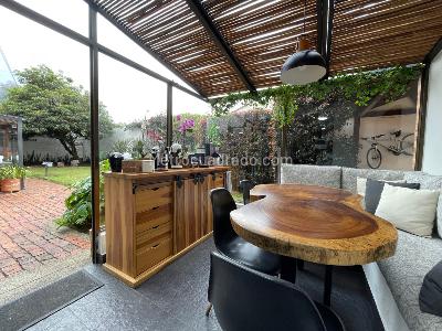 Casa de 4 alcobas en venta en San Jose De Bavaria, Bogotá, 300 m² · foto 3 de 20