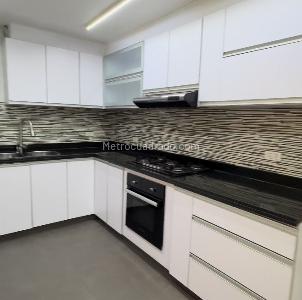 Apartamento de 2 alcobas en venta en Belmira 214, Bogotá, 93 m² · foto 3 de 16
