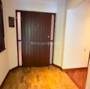 Apartamento de 2 alcobas en venta en Belmira 214, Bogotá, 93 m² · foto 9 de 16