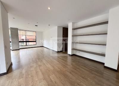 Apartamento de 3 alcobas en arriendo en Los Rosales, Bogotá, 192 m² · foto 4 de 20
