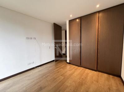 Apartamento de 3 alcobas en arriendo en Los Rosales, Bogotá, 192 m² · foto 11 de 20