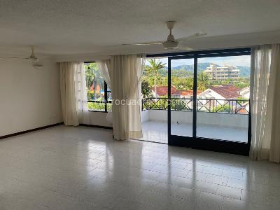 Apartamento de 3 alcobas en venta en Girardot, Girardot, 130 m² · foto 2 de 12