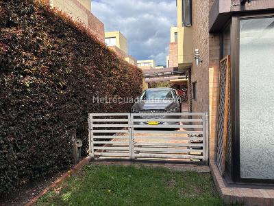 Casa de 5 alcobas en venta en Torremolinos, Bogotá, 225 m² · foto 10 de 20