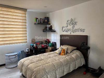 Casa de 5 alcobas en venta en Torremolinos, Bogotá, 225 m² · foto 17 de 20
