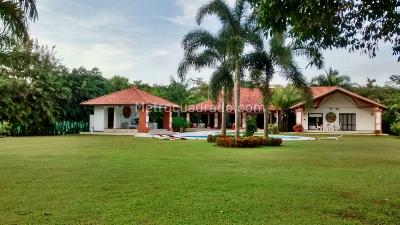 Casa de 4 alcobas en venta en La Pradera, Villavicencio, 1200 m² · foto 4 de 17
