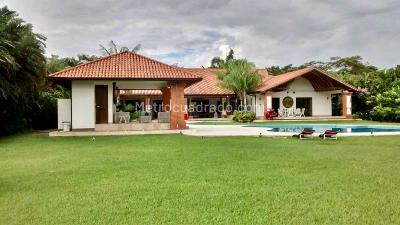 Casa de 4 alcobas en venta en La Pradera, Villavicencio, 1200 m² · foto 5 de 17