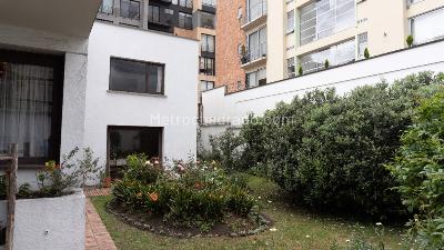 Casa de 5 alcobas en venta en Chico Norte, Bogotá, 520 m² · foto 3 de 20