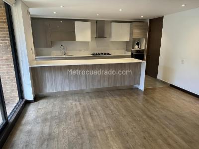 Apartamento de 3 alcobas en arriendo en Los Rosales, Bogotá, 193 m² · foto 6 de 12