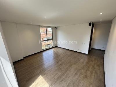 Apartamento de 3 alcobas en arriendo en Los Rosales, Bogotá, 193 m² · foto 9 de 12