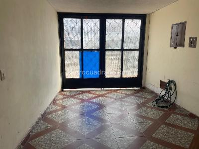 Casa de 5 alcobas en venta en Pontevedra, Bogotá, 257 m² · foto 11 de 20