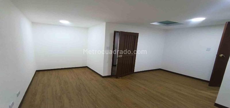 Oficina en Arriendo, Centro, Manizales - Más