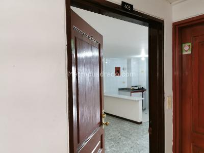 Apartaestudio en venta en El Centro, Manizales · foto 4 de 20