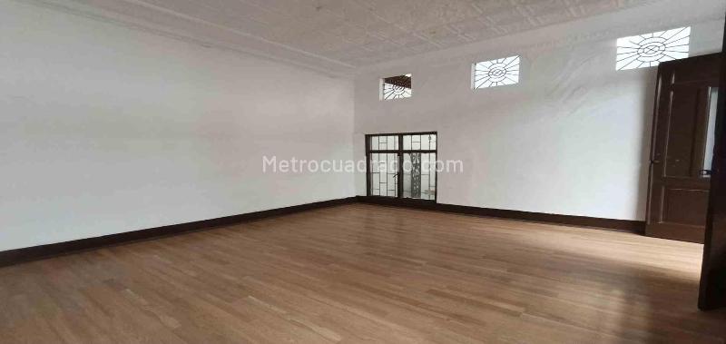 Casa – Manizales, Pasaje Comercial Bancafe, Cumanday - Más